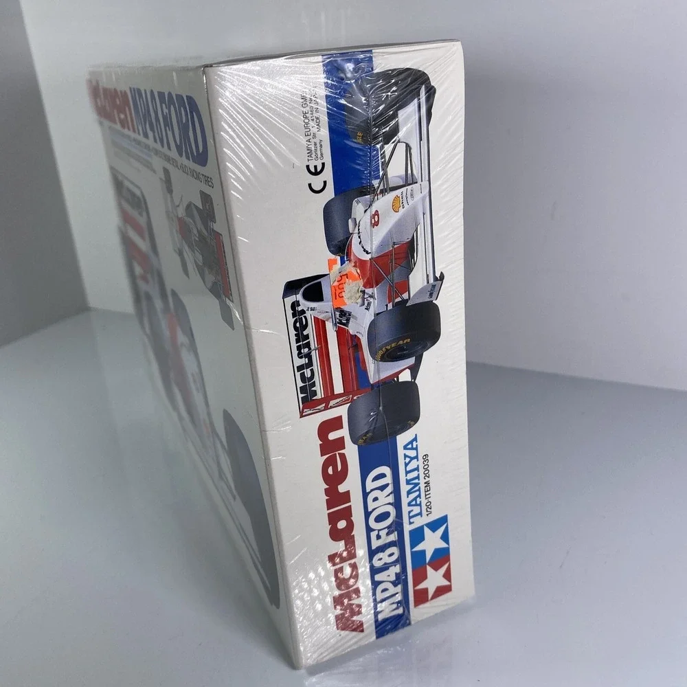 TAMIYA MCLAREN MP4/8 FORD 1/20‎ Scale Model Car Kit Sealed Grand Prix Hobby Gift
